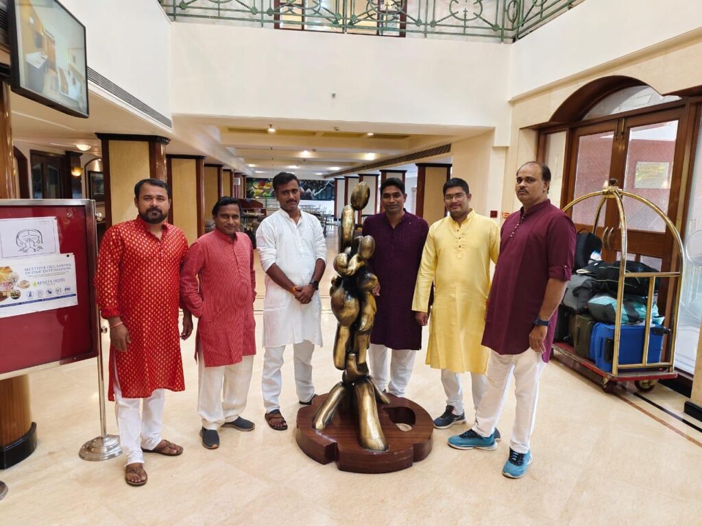 Aaurowin Team at Kences Hotel Lobby_SKP