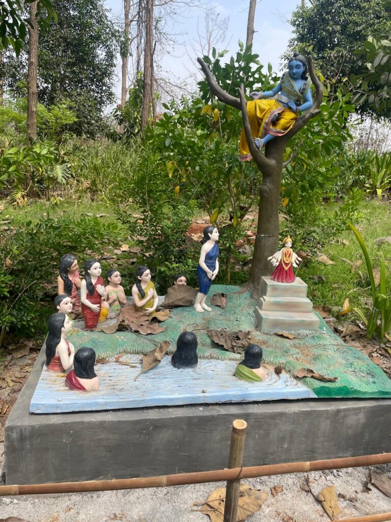 Krishna-Gopis at Mini Vrindavan, Palghar_SKP
