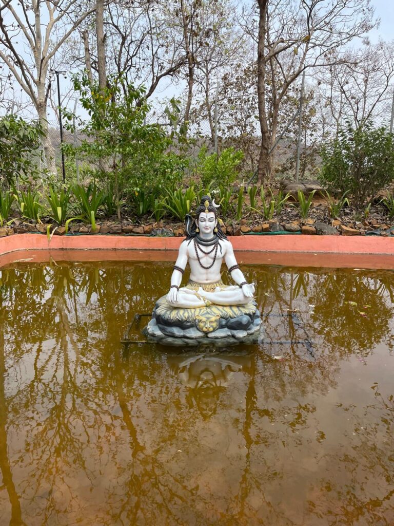 Mahadev in Pond at Mini Vrindavan Palghar_SKP