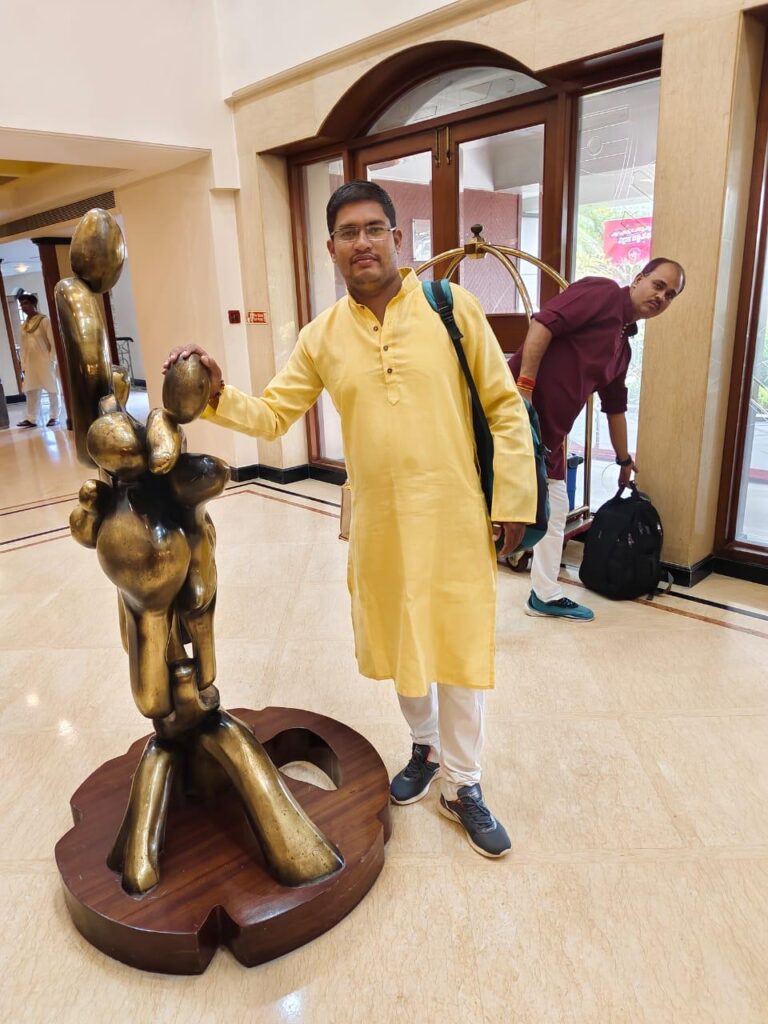 Prashant at Hotel Kences Lobby_SKP