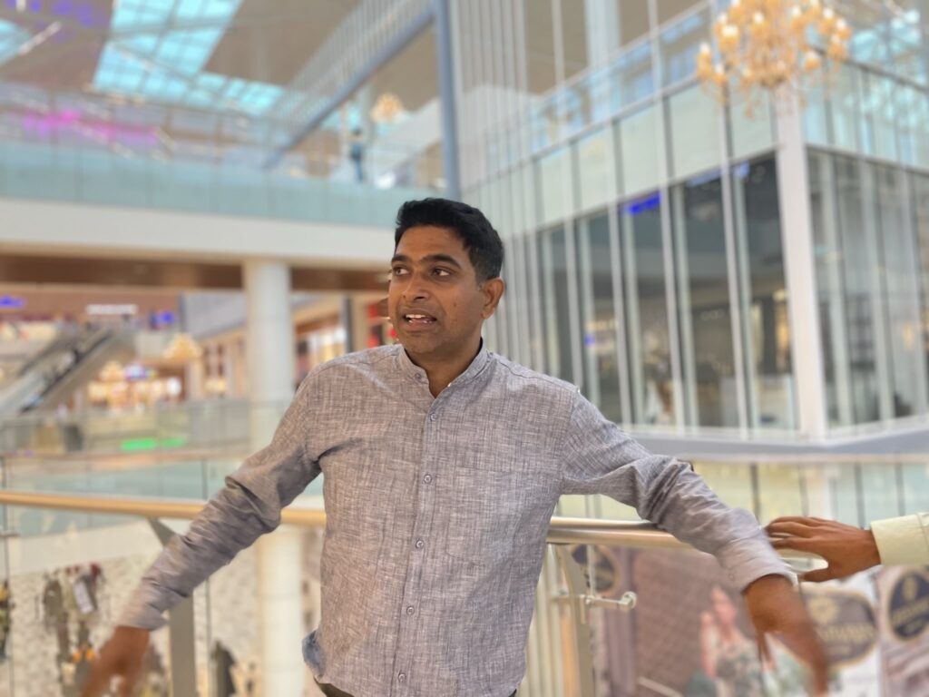 Rohit at LuLu Mall, lucknow1_SKP