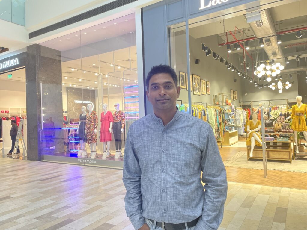 Rohit at LuLu Mall, lucknow_SKP