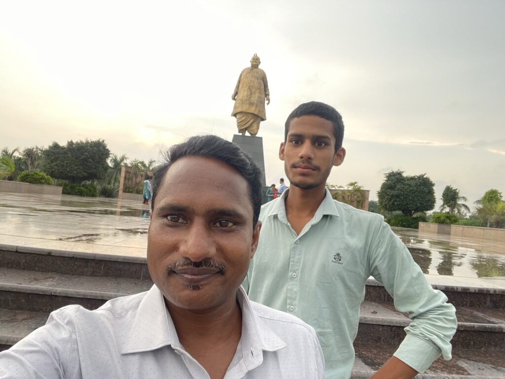 Sunil Prajapati & Amit at Janeshwar Mishra Park