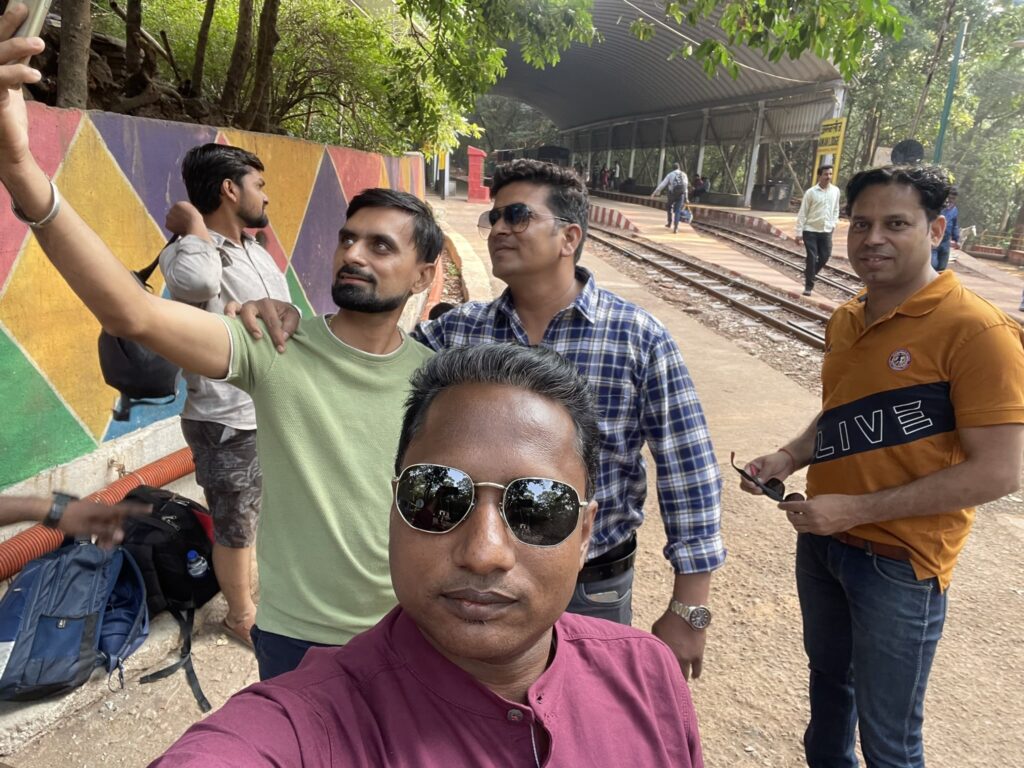 Sunil Prajapati & Friends at Matheran