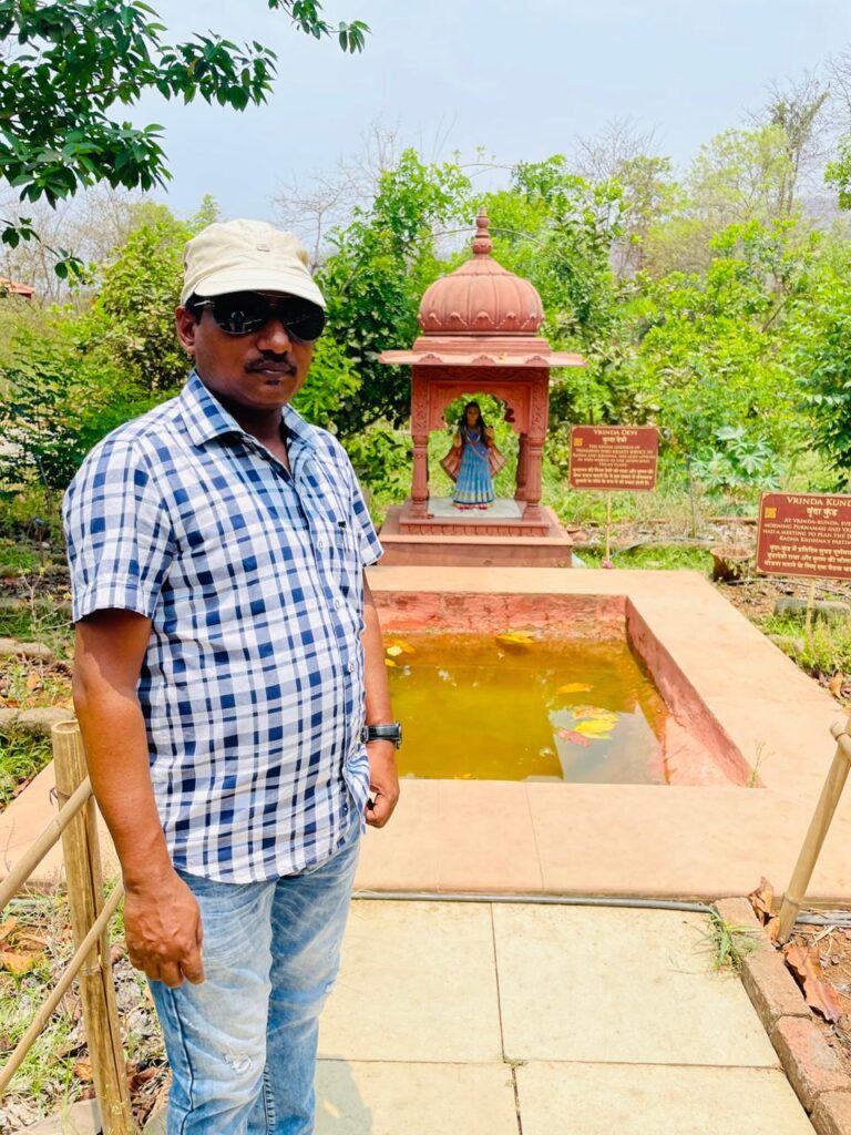 Sunil Prajapati at Vrinda Kund, Mini Vrindavan Palghar_SKP
