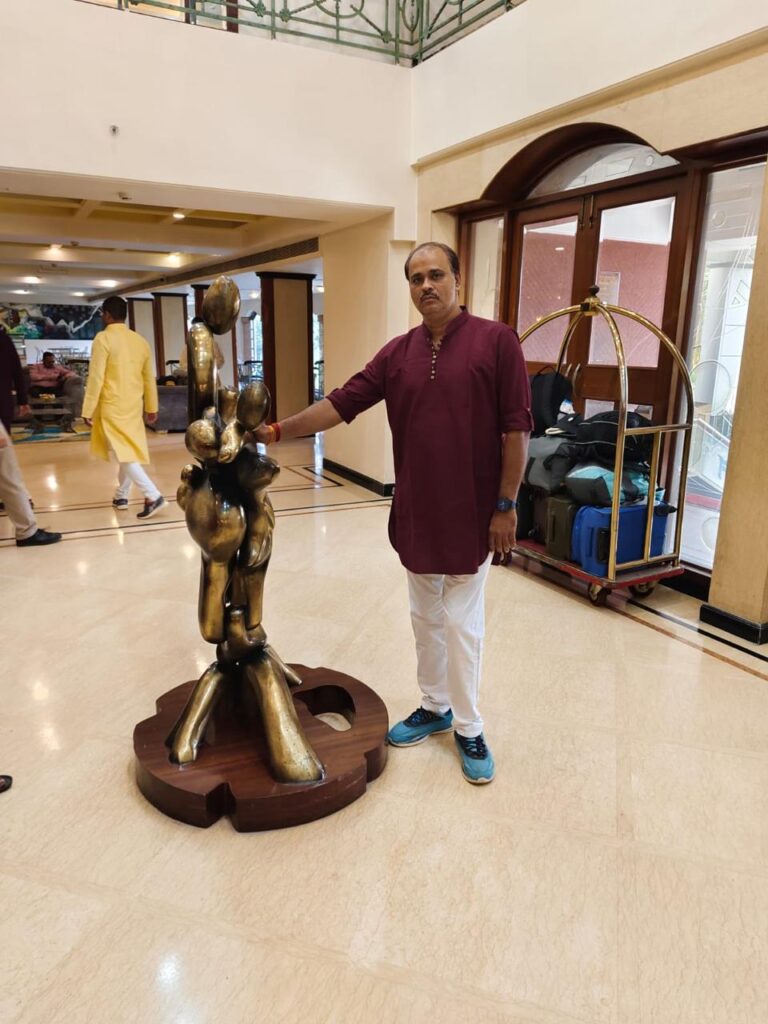 Umesh at Hotel Kences Lobby_SKP