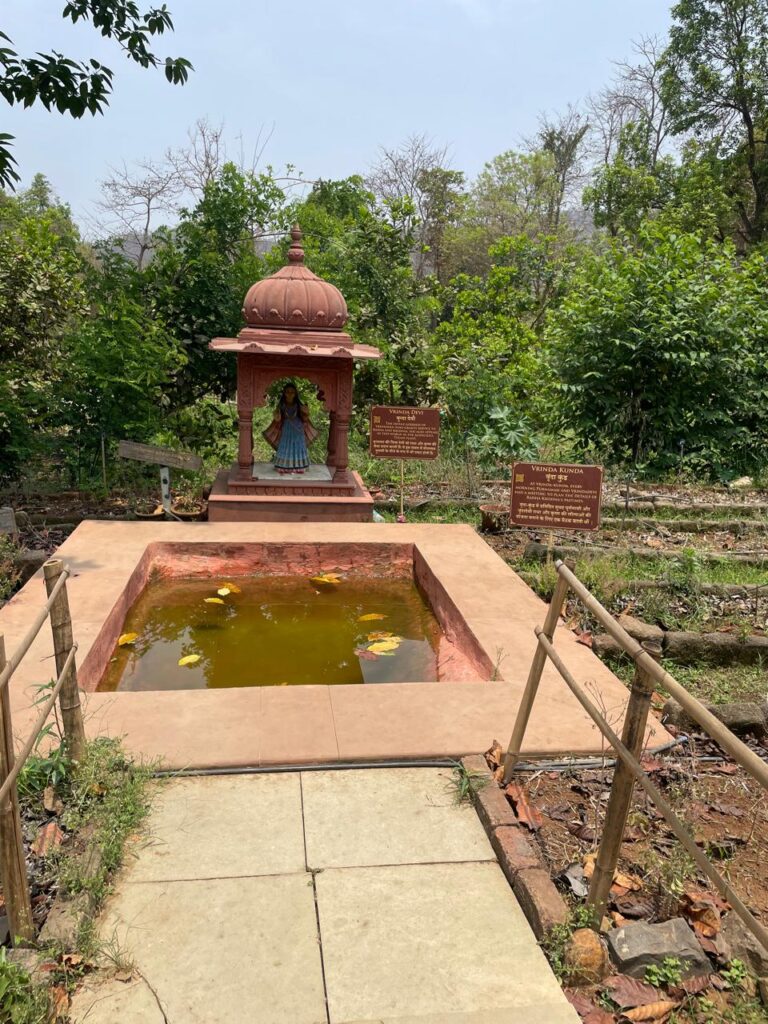 Vrinda Kund at Mini Vrindavan Palghar_SKP