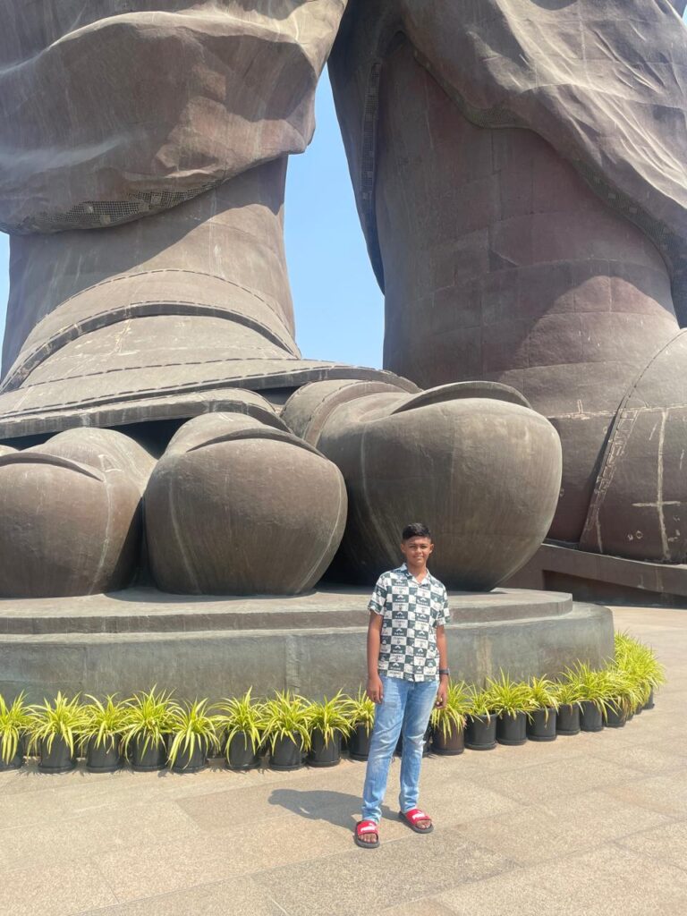Aarush at the Feet of Sardar Patel_SKP