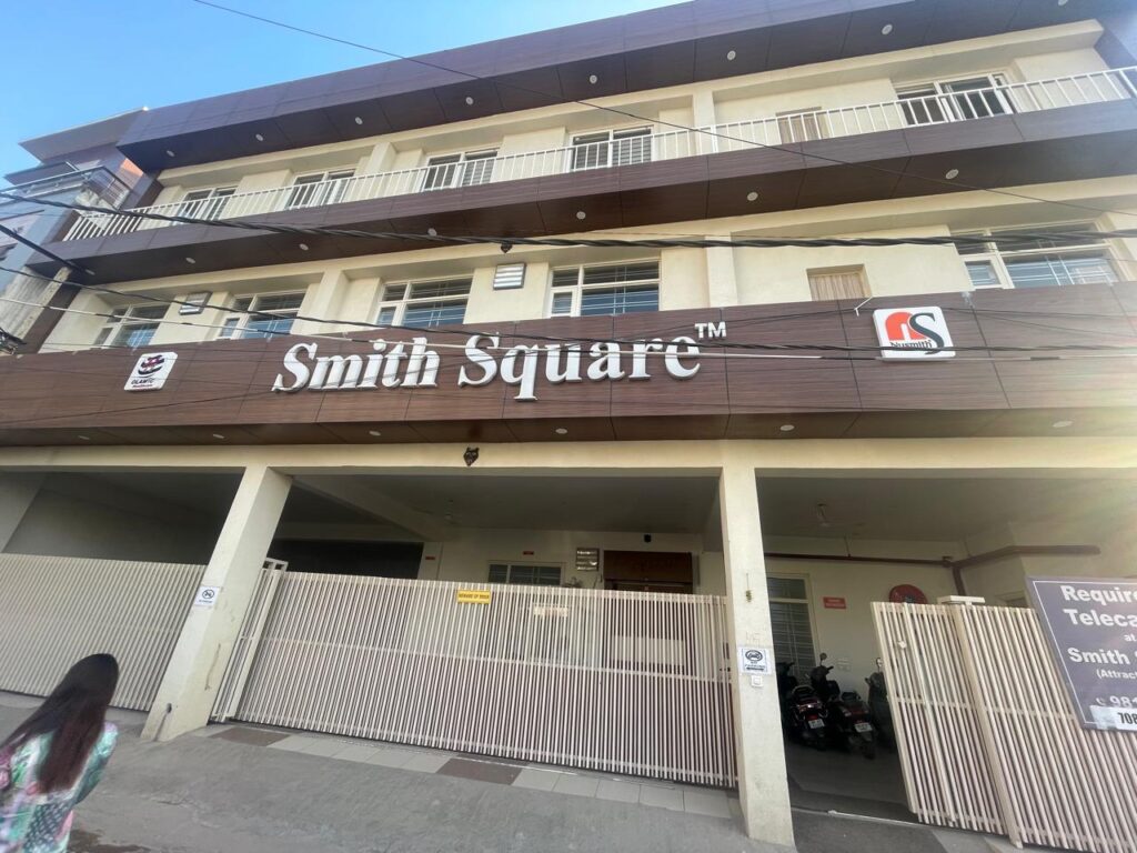 Olamic Office at Smith Square_SKP