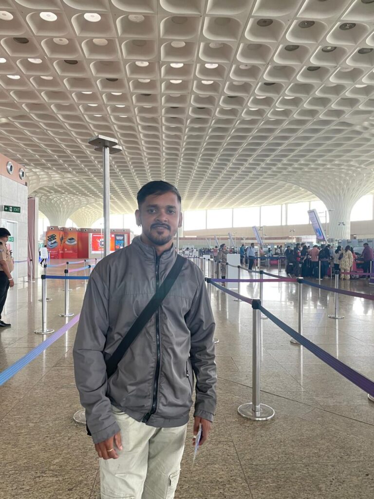 Prasad K at Mumbai Airport_SKP