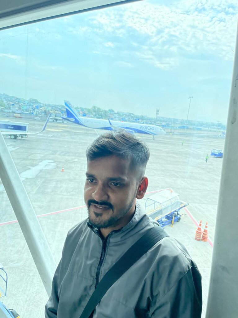 Prasad waiting for Flight at Mumbai_SKP