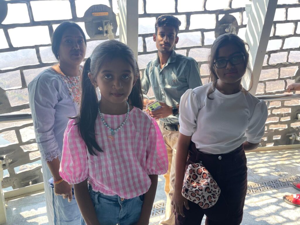 Suman, Aastha, Amit & Kavya inside Statue of Unity_SKP