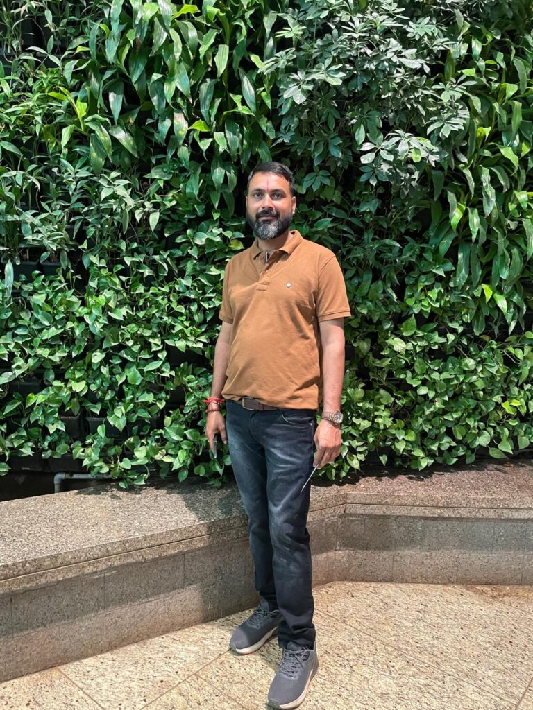 Vikas at Mumbai Airport_SKP