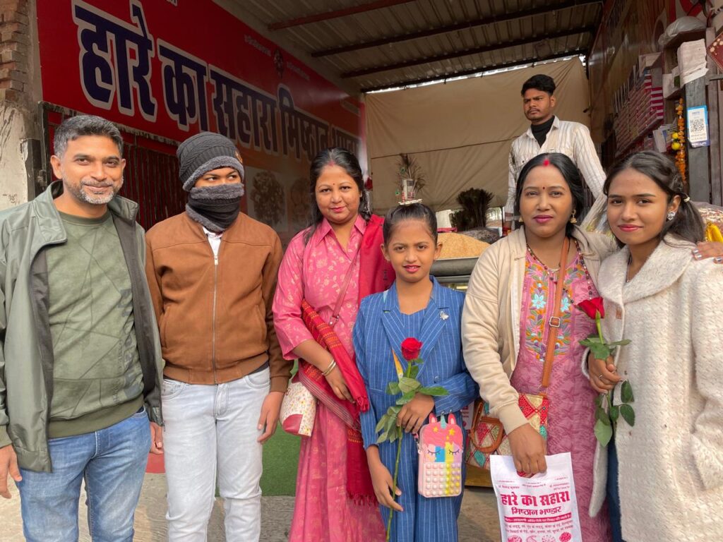 SKP Group Photo at Haare Ka Sahara Khatu
